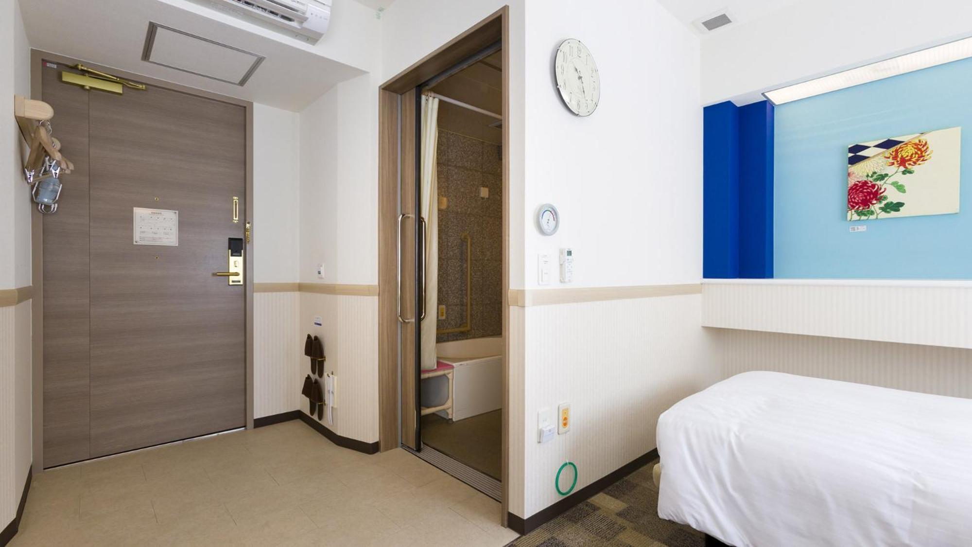 Toyoko Inn Saitama Misato Ekimae Номер фото
